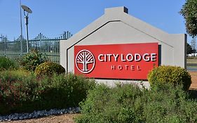 City Lodge Hotel Johannesburg Airport, Barbara Road